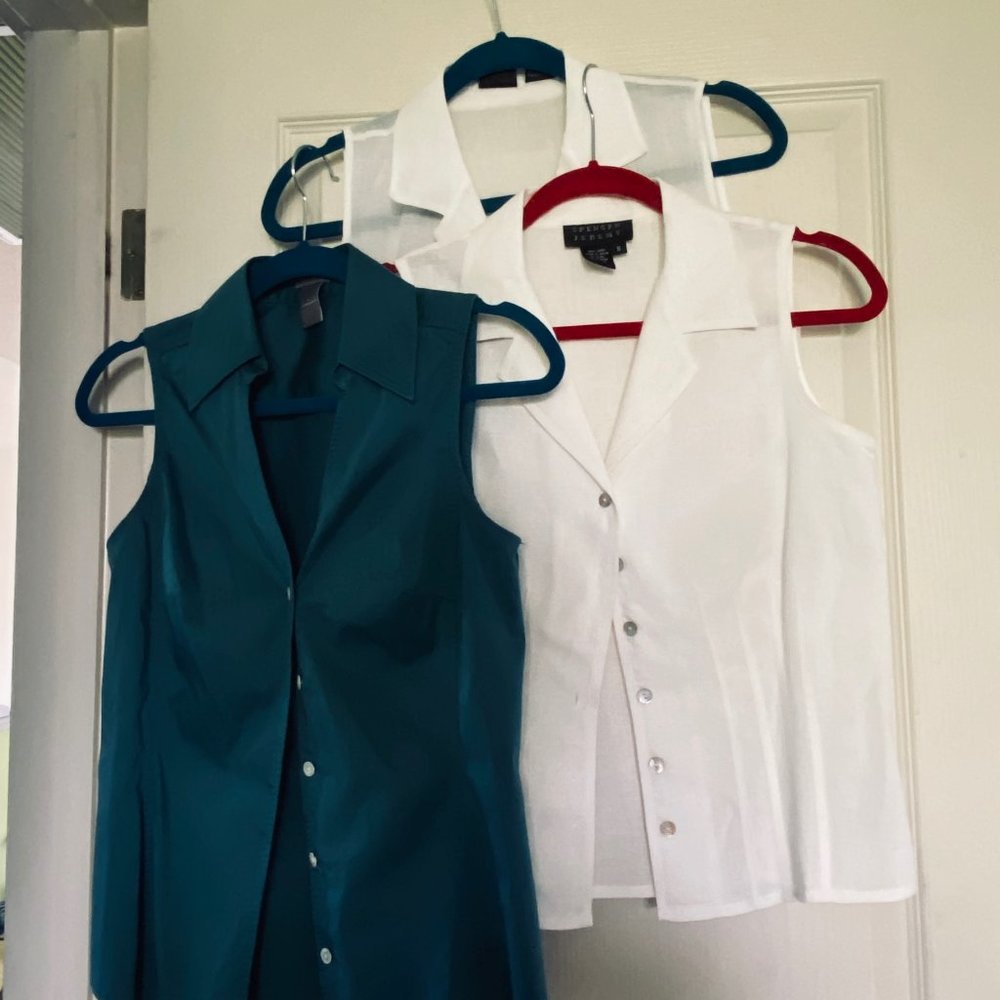 3 sleeveless collared fitted woman's shirts